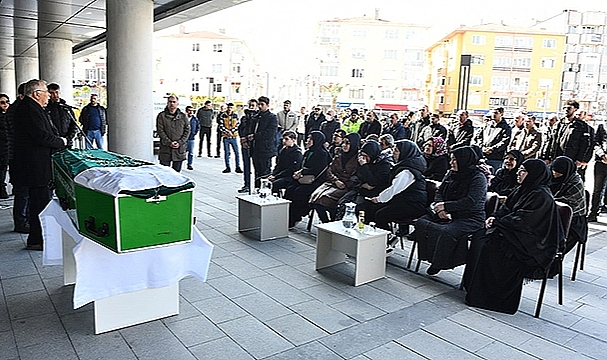 İSMAİL KURT SON YOLCULUĞUNA UĞURLANDI