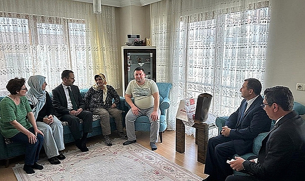 "HER ZAMAN VATANDAŞLARIMIZIN YANINDAYIZ"