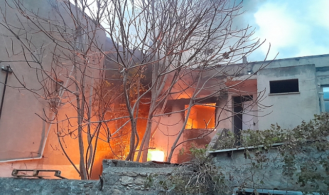 Havra Sokak'ta Korkutan Yangın
