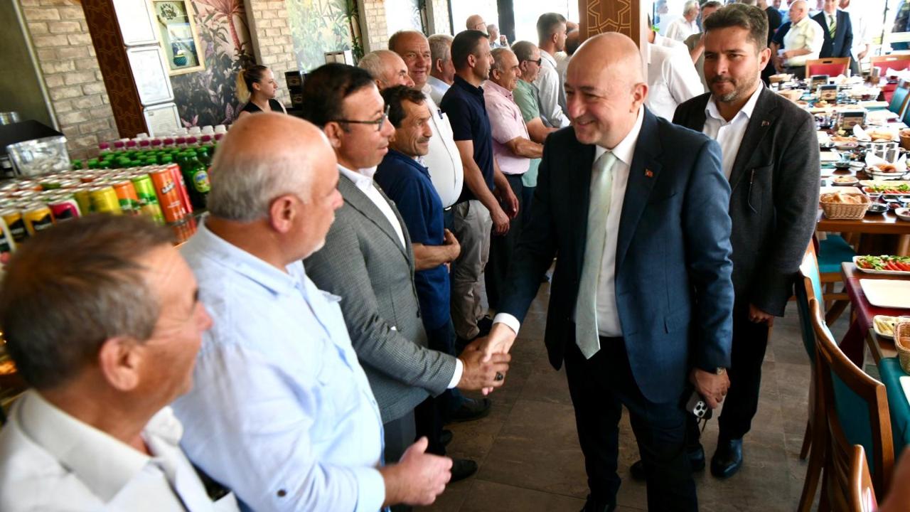 BİZİM DERDİMİZ BAŞKA ONLARIN DERDİ BAMBAŞKA BEN BEN BEN MİLLET BIKTI ARTIK SENDEN SİZDEN